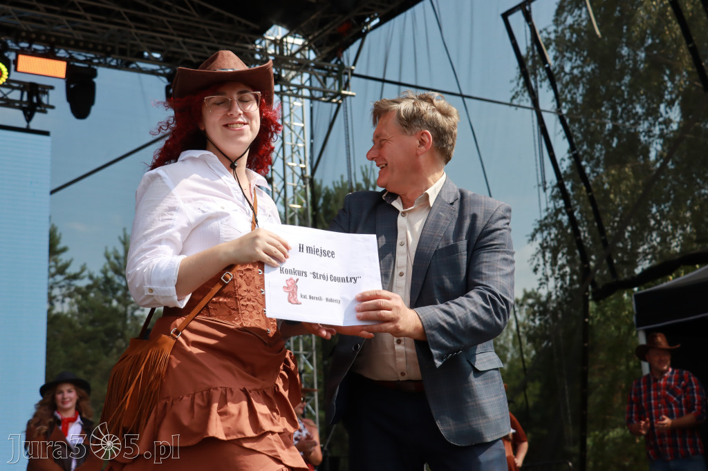 Fotorelacja XIX: Konkurs na strój w stylu Country - Festiwal z Kopyta w Gniazdowie