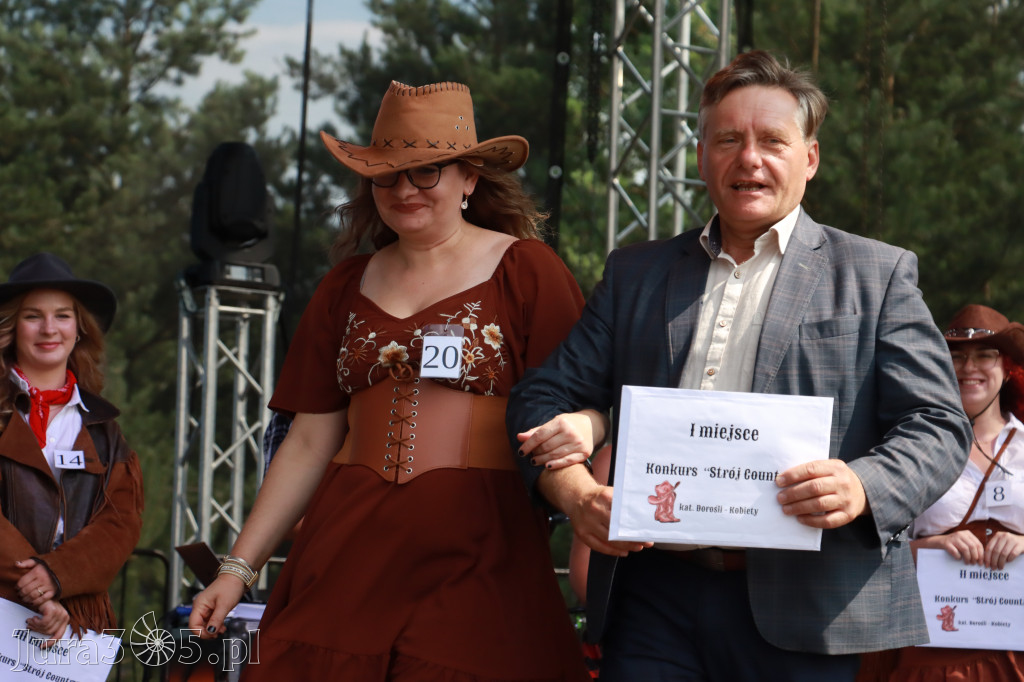 Fotorelacja XIX: Konkurs na strój w stylu Country - Festiwal z Kopyta w Gniazdowie