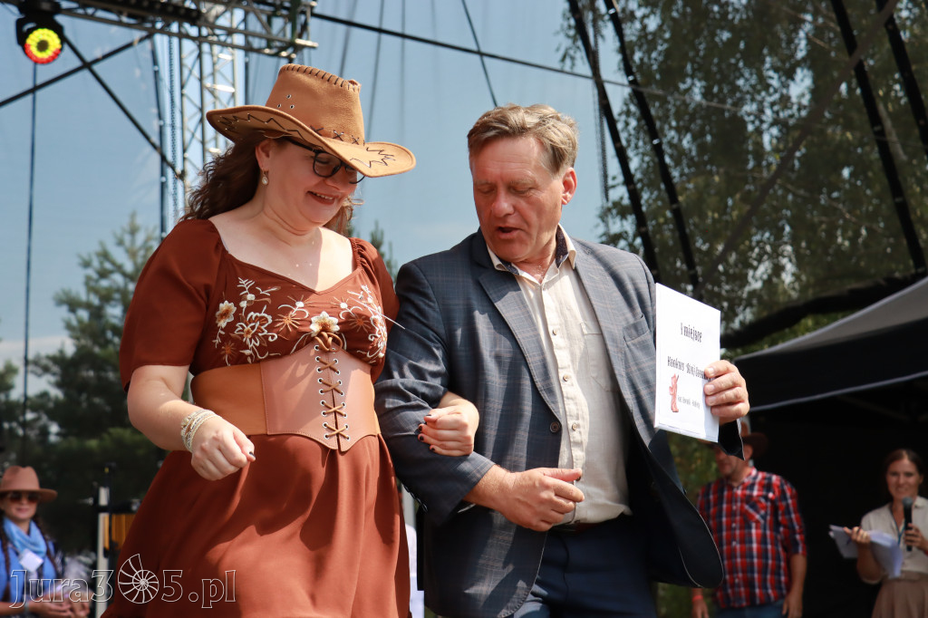 Fotorelacja XIX: Konkurs na strój w stylu Country - Festiwal z Kopyta w Gniazdowie