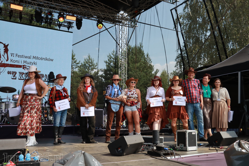 Fotorelacja XIX: Konkurs na strój w stylu Country - Festiwal z Kopyta w Gniazdowie