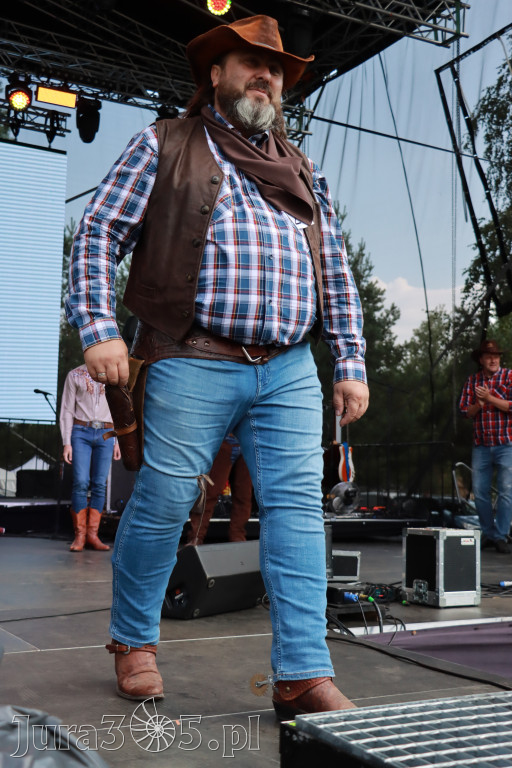 Fotorelacja XIX: Konkurs na strój w stylu Country - Festiwal z Kopyta w Gniazdowie