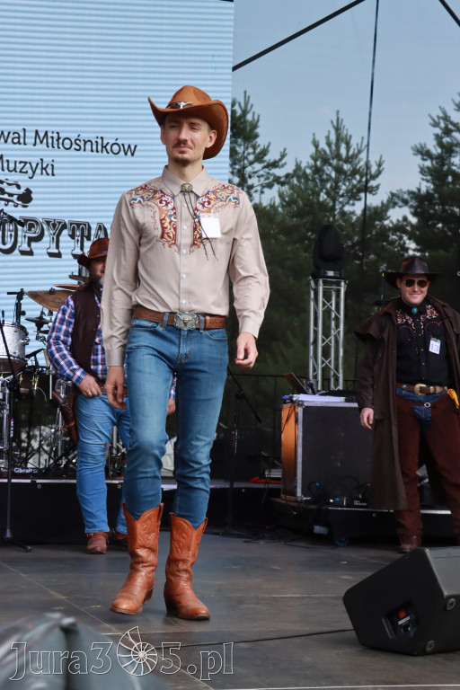 Fotorelacja XIX: Konkurs na strój w stylu Country - Festiwal z Kopyta w Gniazdowie
