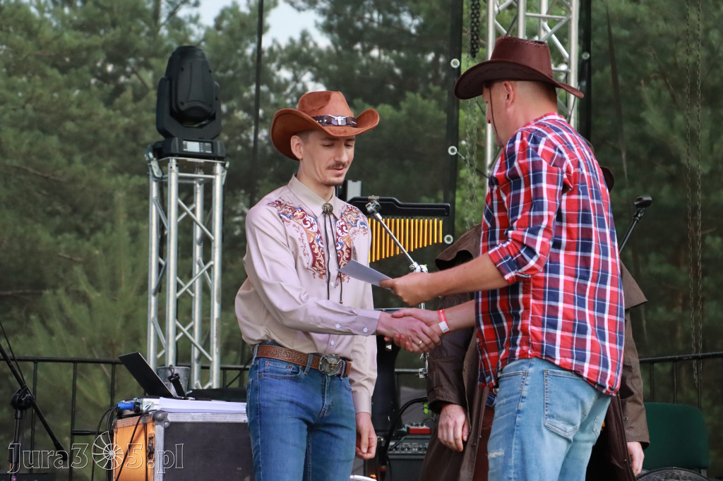 Fotorelacja XIX: Konkurs na strój w stylu Country - Festiwal z Kopyta w Gniazdowie