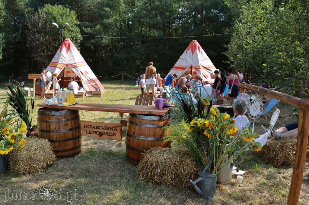 Fotorelacji XVIII: Taniec, muzyka i śpiew na Festiwalu z Kopyta w Gniazdowie