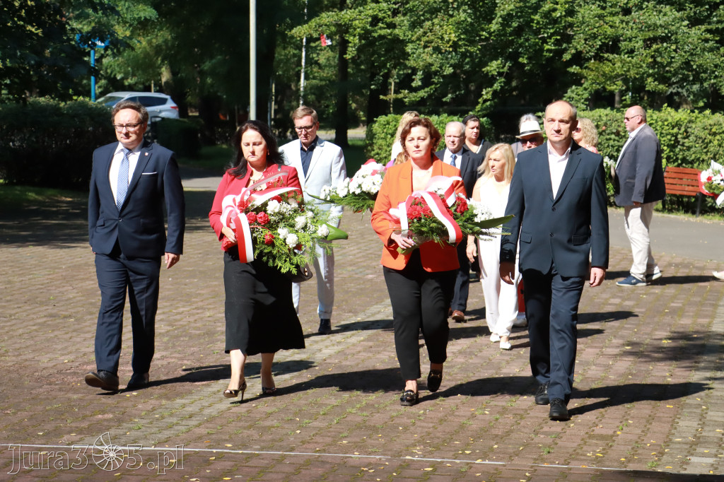 Fotorelacja: Obchody Święta Wojska Polskiego w Zawierciu