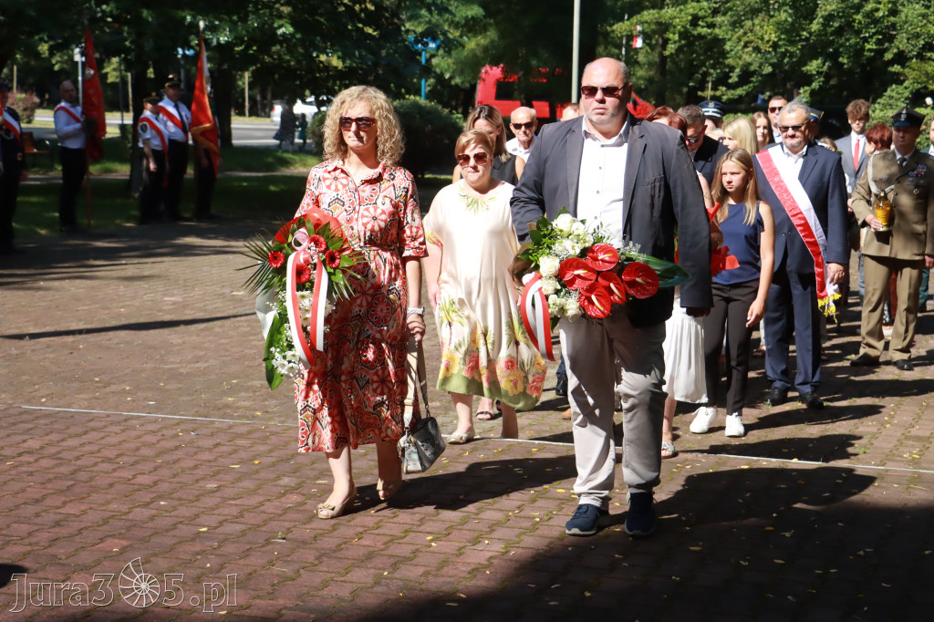 Fotorelacja: Obchody Święta Wojska Polskiego w Zawierciu