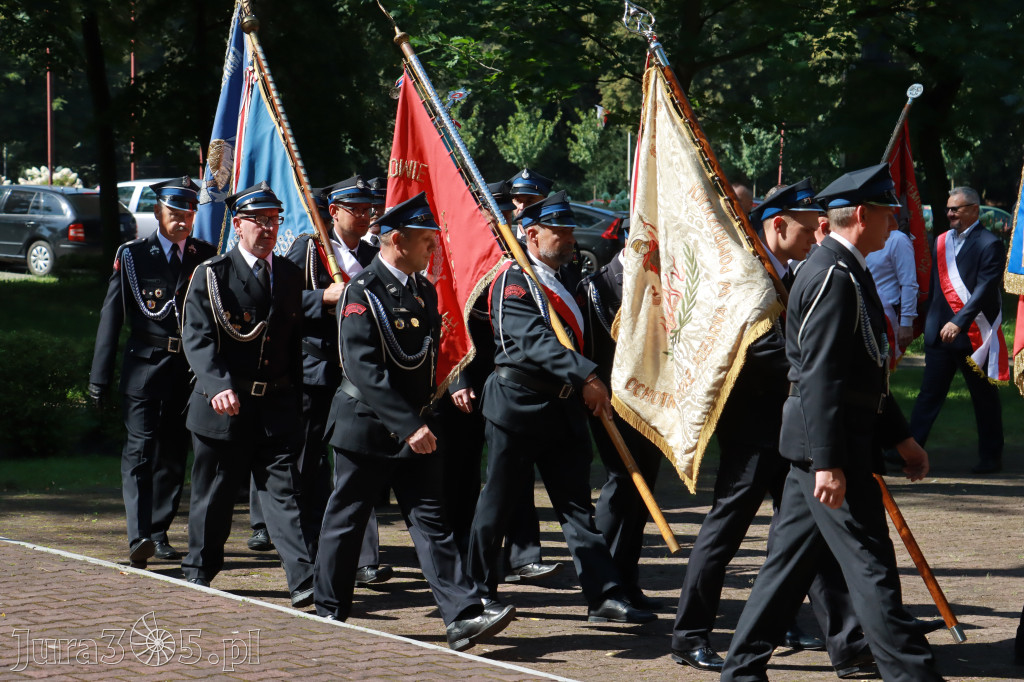 Fotorelacja: Obchody Święta Wojska Polskiego w Zawierciu