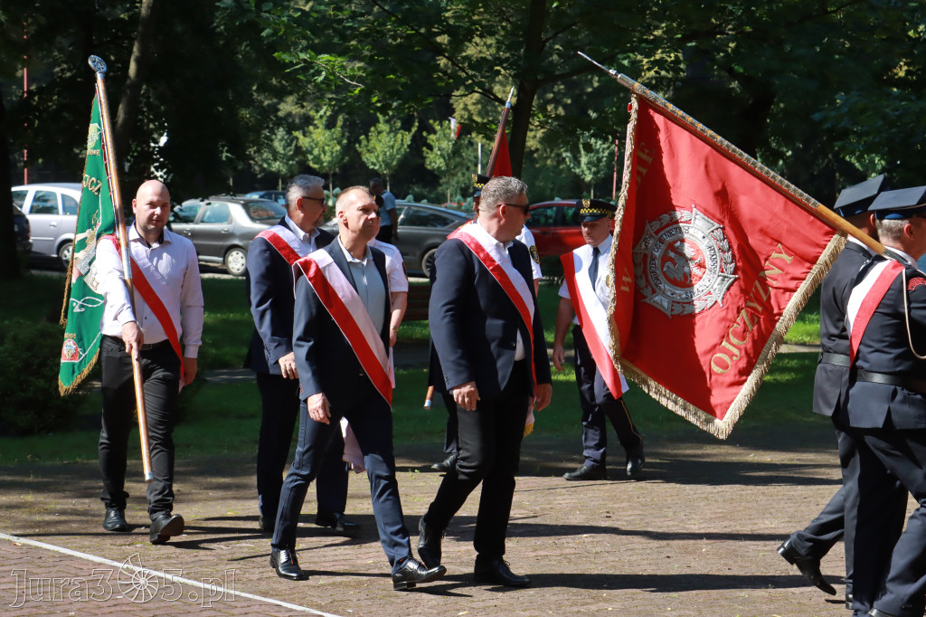 Fotorelacja: Obchody Święta Wojska Polskiego w Zawierciu