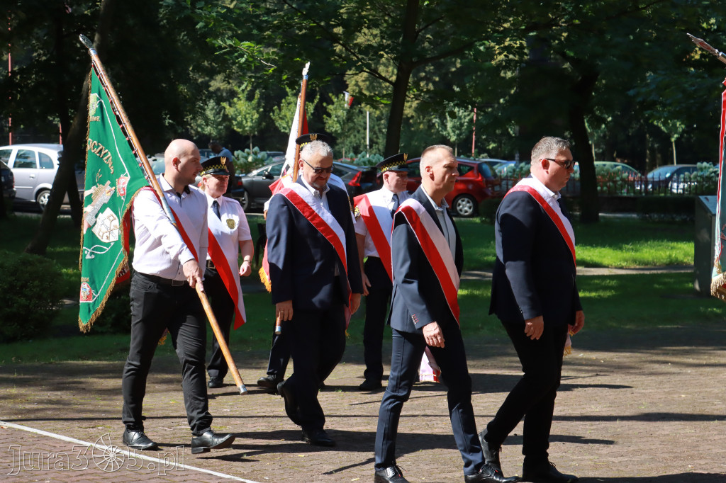 Fotorelacja: Obchody Święta Wojska Polskiego w Zawierciu