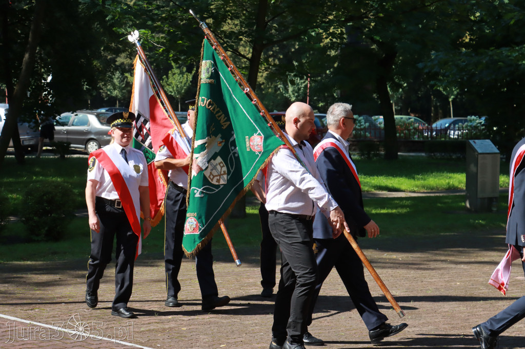 Fotorelacja: Obchody Święta Wojska Polskiego w Zawierciu