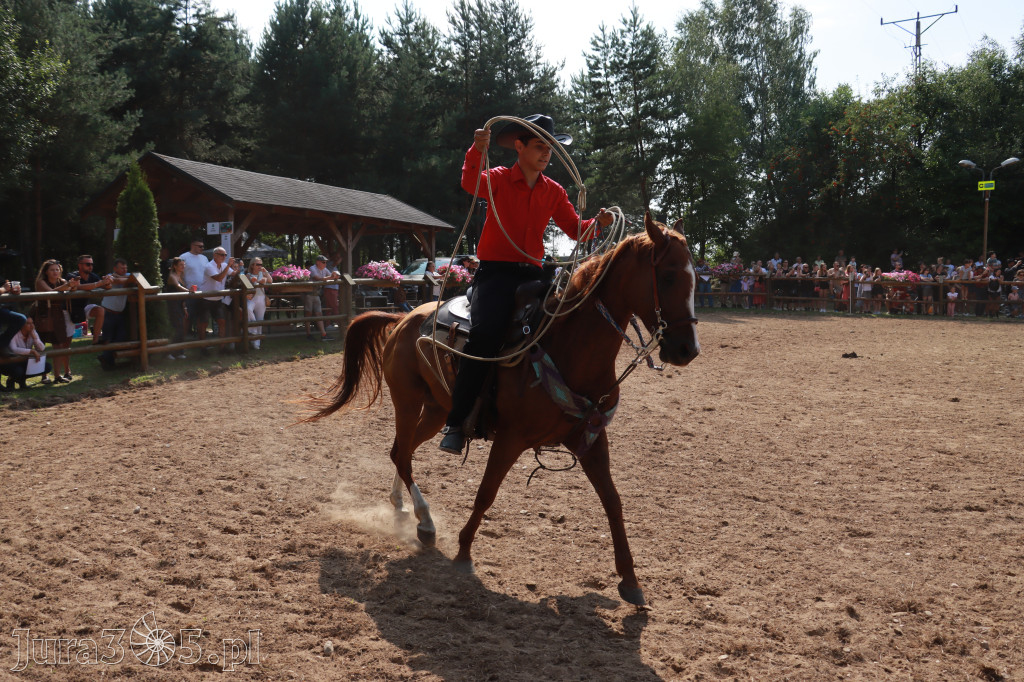 Fotorelacja XXI: Kaskaderski pokaz jeździecki - Festiwal z Kopyta w Gniazdowie