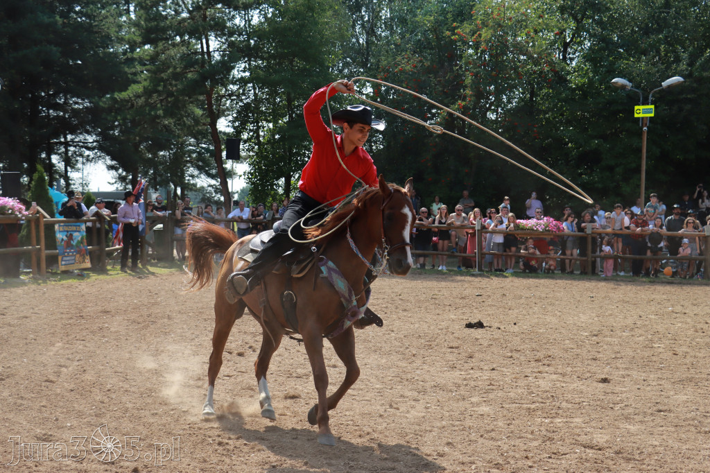 Fotorelacja XXI: Kaskaderski pokaz jeździecki - Festiwal z Kopyta w Gniazdowie