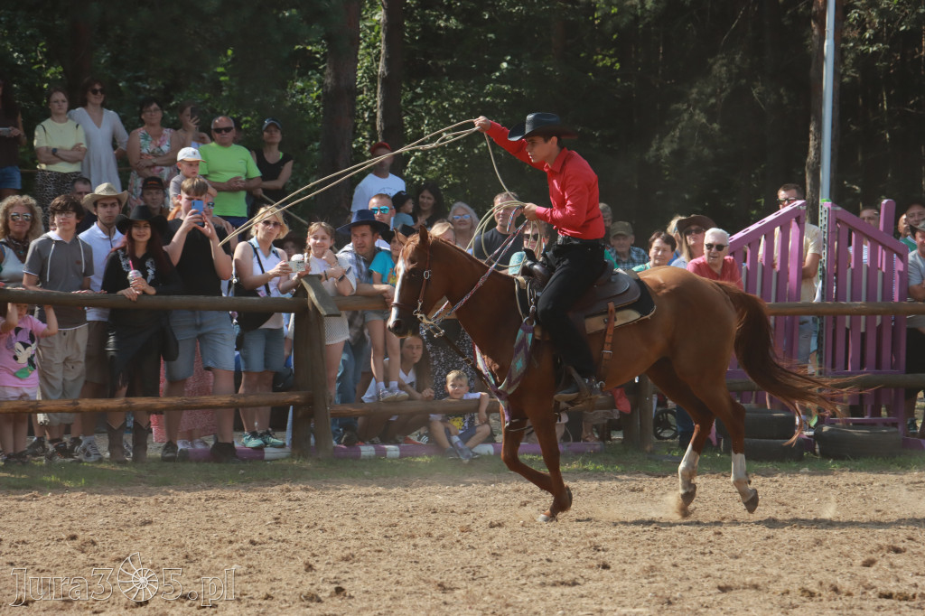 Fotorelacja XXI: Kaskaderski pokaz jeździecki - Festiwal z Kopyta w Gniazdowie