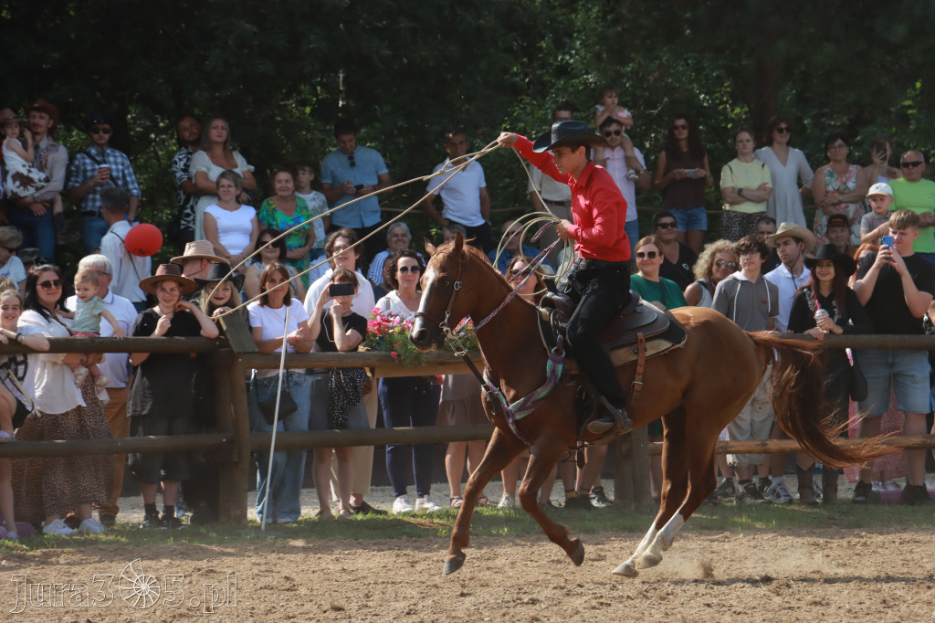Fotorelacja XXI: Kaskaderski pokaz jeździecki - Festiwal z Kopyta w Gniazdowie