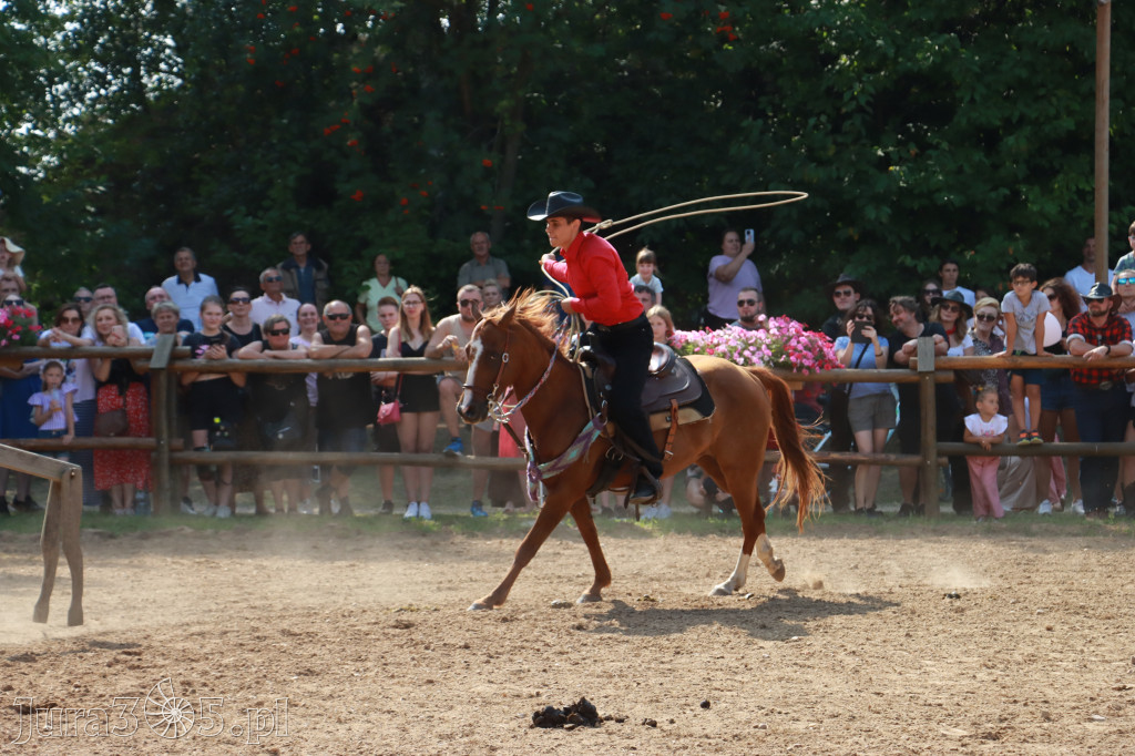 Fotorelacja XXI: Kaskaderski pokaz jeździecki - Festiwal z Kopyta w Gniazdowie