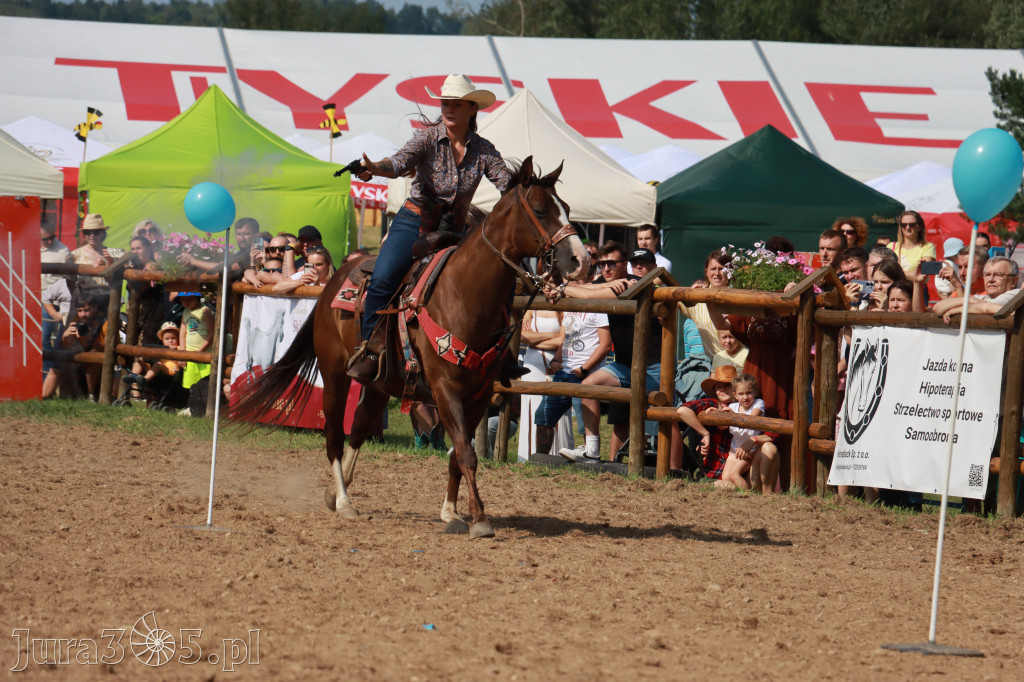 Fotorelacja XXI: Kaskaderski pokaz jeździecki - Festiwal z Kopyta w Gniazdowie