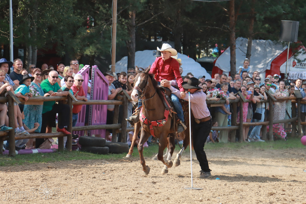 Fotorelacja XXI: Kaskaderski pokaz jeździecki - Festiwal z Kopyta w Gniazdowie