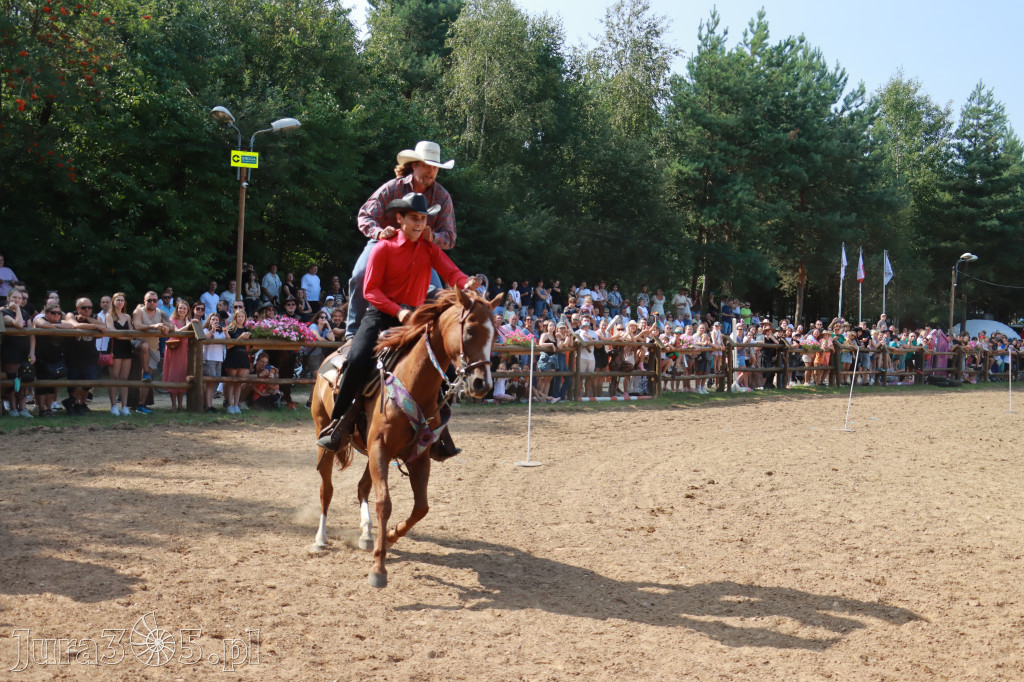 Fotorelacja XXI: Kaskaderski pokaz jeździecki - Festiwal z Kopyta w Gniazdowie