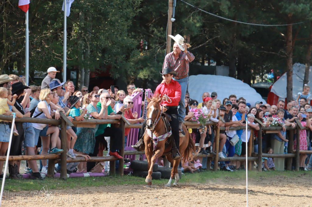 Fotorelacja XXI: Kaskaderski pokaz jeździecki - Festiwal z Kopyta w Gniazdowie