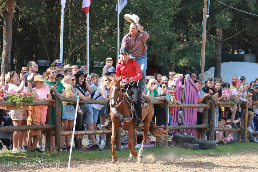 Fotorelacja XXI: Kaskaderski pokaz jeździecki - Festiwal z Kopyta w Gniazdowie