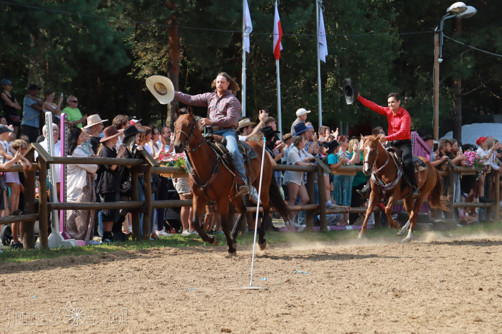 Fotorelacja XXI: Kaskaderski pokaz jeździecki - Festiwal z Kopyta w Gniazdowie