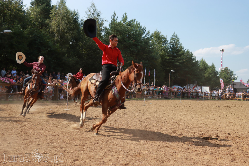 Fotorelacja XXI: Kaskaderski pokaz jeździecki - Festiwal z Kopyta w Gniazdowie