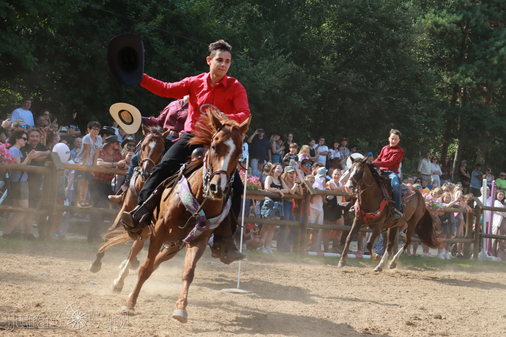 Fotorelacja XXI: Kaskaderski pokaz jeździecki - Festiwal z Kopyta w Gniazdowie