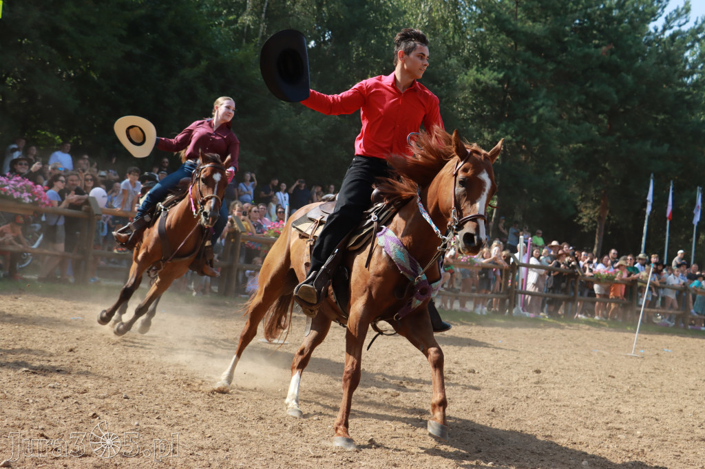Fotorelacja XXI: Kaskaderski pokaz jeździecki - Festiwal z Kopyta w Gniazdowie