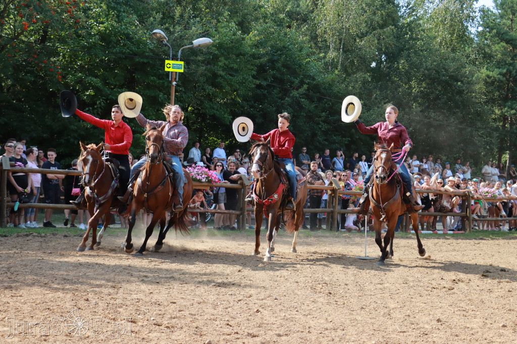 Fotorelacja XXI: Kaskaderski pokaz jeździecki - Festiwal z Kopyta w Gniazdowie