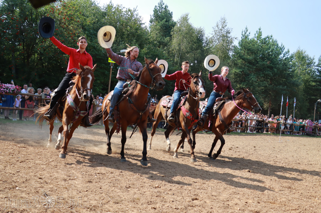 Fotorelacja XXI: Kaskaderski pokaz jeździecki - Festiwal z Kopyta w Gniazdowie