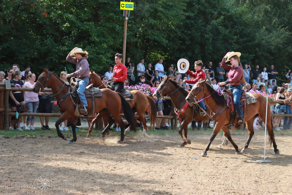 Fotorelacja XXI: Kaskaderski pokaz jeździecki - Festiwal z Kopyta w Gniazdowie
