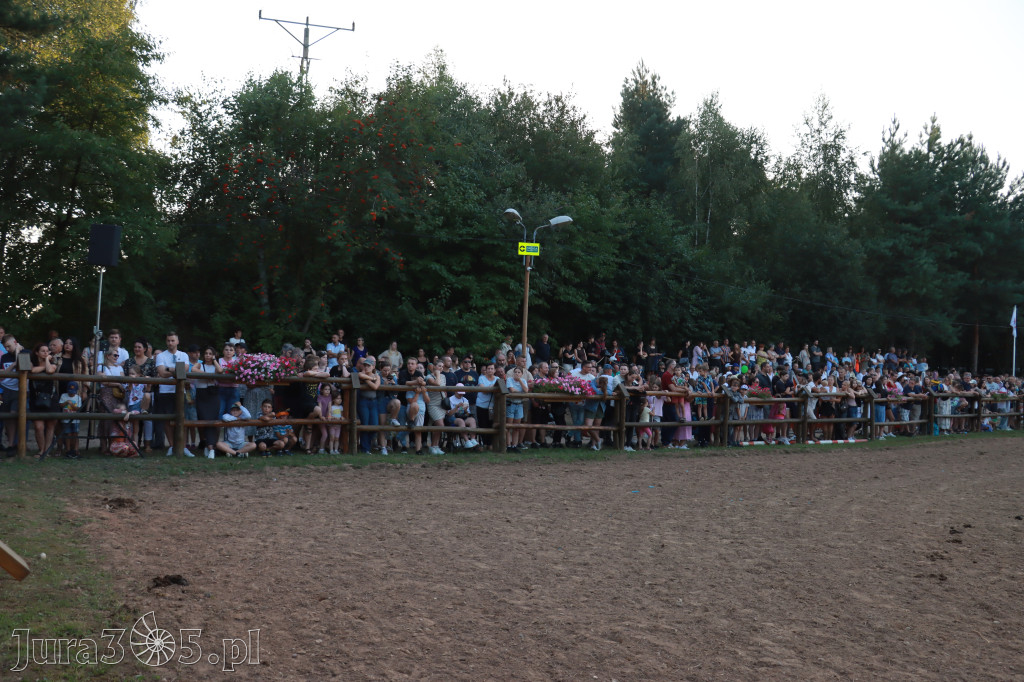 Fotorelacja XXI: Kaskaderski pokaz jeździecki - Festiwal z Kopyta w Gniazdowie