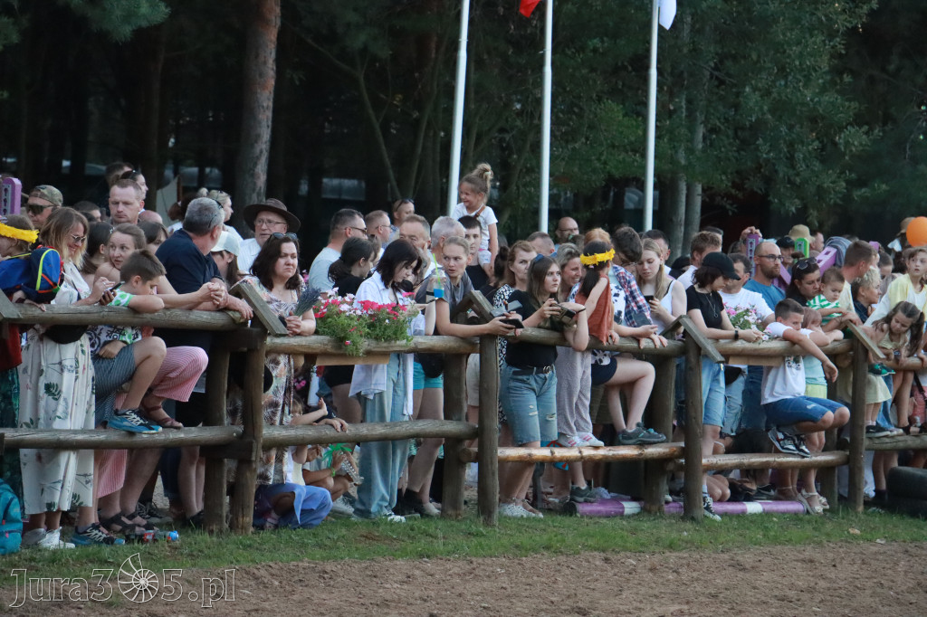 Fotorelacja XXI: Kaskaderski pokaz jeździecki - Festiwal z Kopyta w Gniazdowie