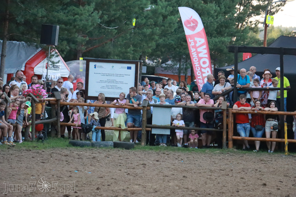 Fotorelacja XXI: Kaskaderski pokaz jeździecki - Festiwal z Kopyta w Gniazdowie