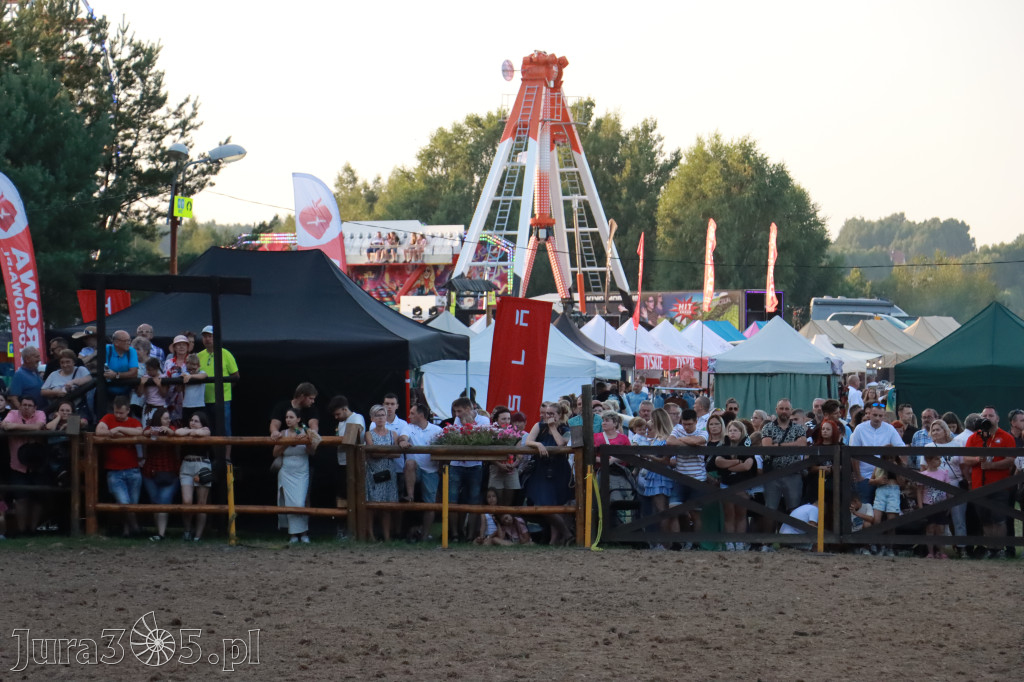 Fotorelacja XXI: Kaskaderski pokaz jeździecki - Festiwal z Kopyta w Gniazdowie