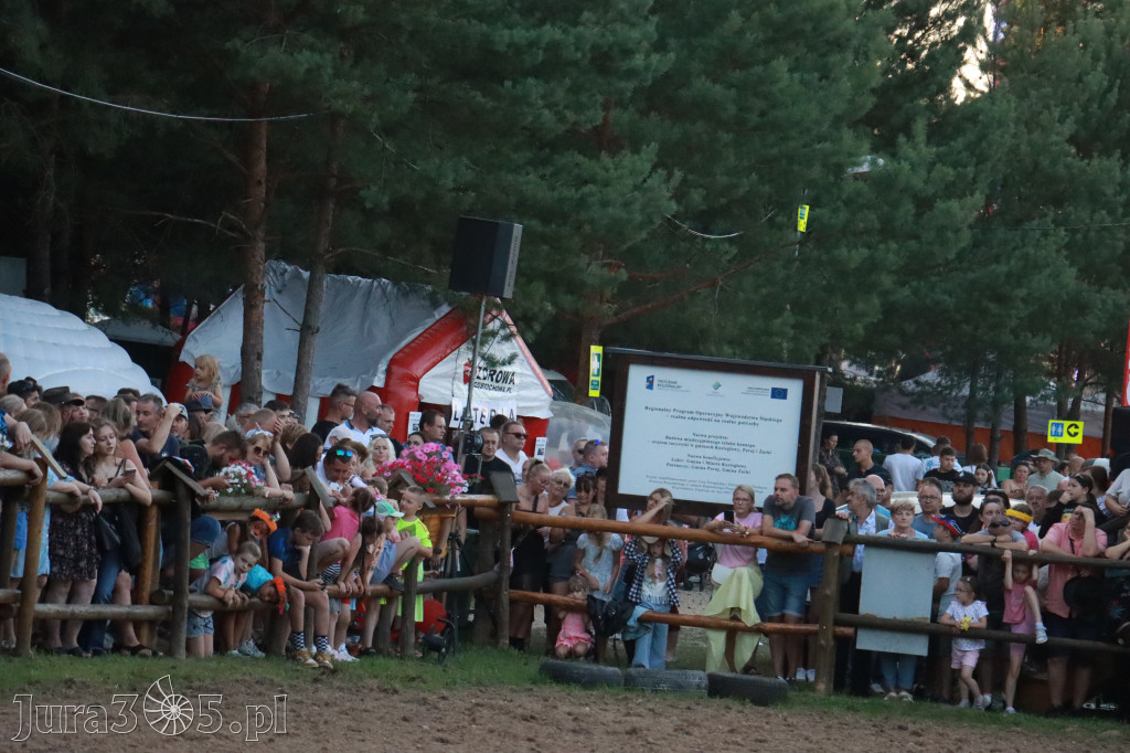 Fotorelacja XXI: Kaskaderski pokaz jeździecki - Festiwal z Kopyta w Gniazdowie