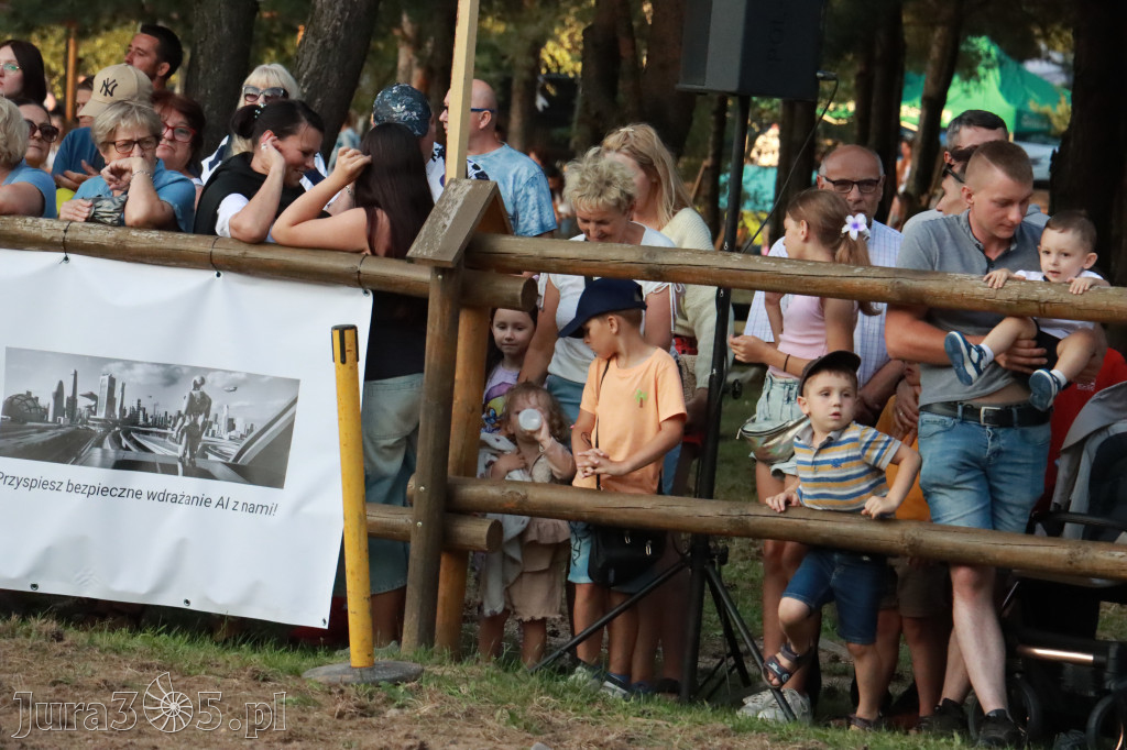 Fotorelacja XXI: Kaskaderski pokaz jeździecki - Festiwal z Kopyta w Gniazdowie