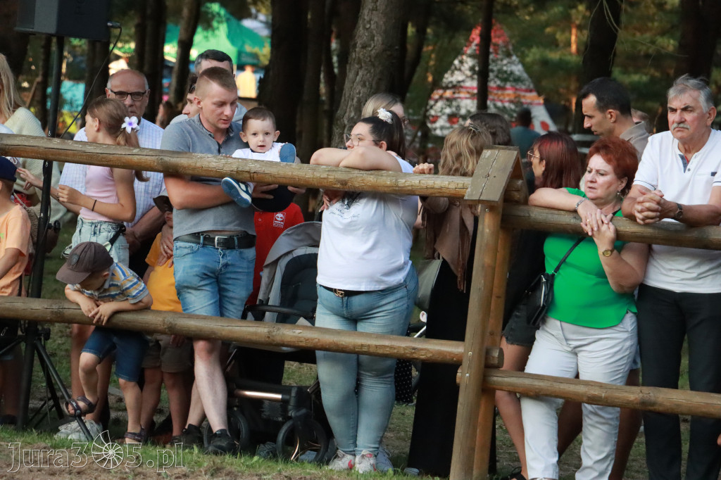 Fotorelacja XXI: Kaskaderski pokaz jeździecki - Festiwal z Kopyta w Gniazdowie