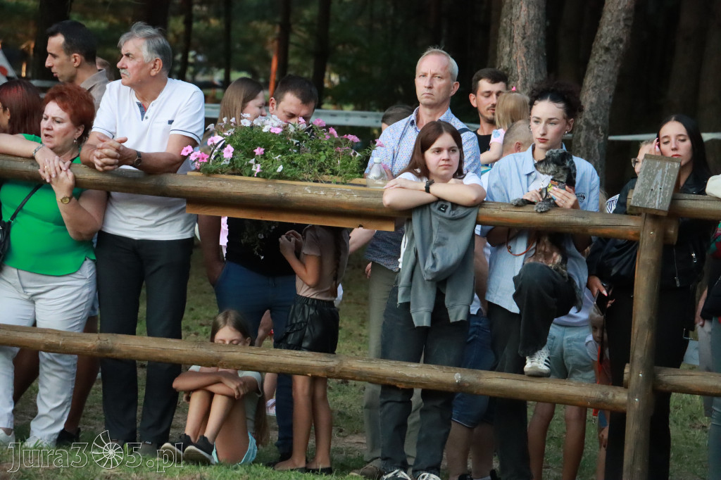 Fotorelacja XXI: Kaskaderski pokaz jeździecki - Festiwal z Kopyta w Gniazdowie
