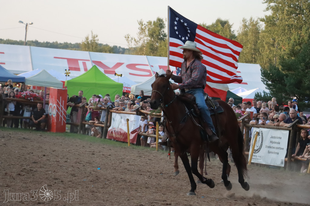 Fotorelacja XXI: Kaskaderski pokaz jeździecki - Festiwal z Kopyta w Gniazdowie