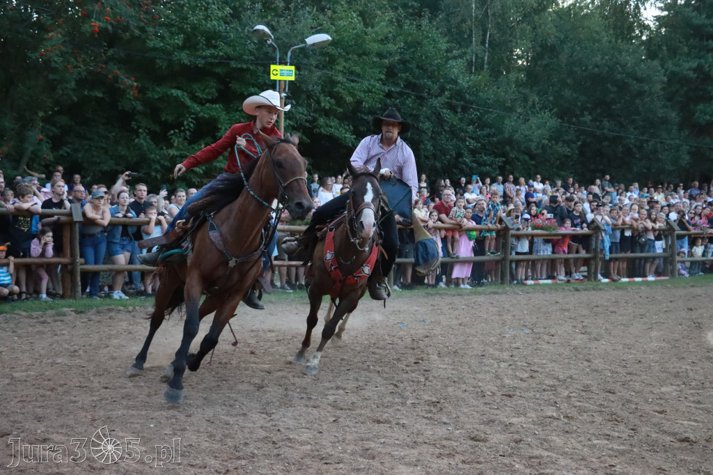 Fotorelacja XXI: Kaskaderski pokaz jeździecki - Festiwal z Kopyta w Gniazdowie