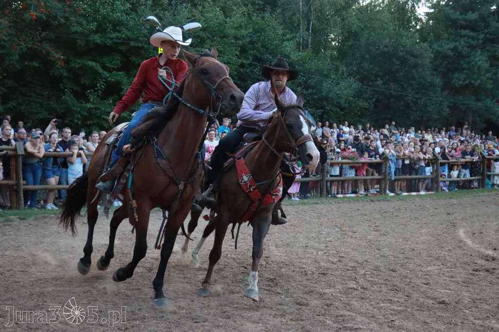 Fotorelacja XXI: Kaskaderski pokaz jeździecki - Festiwal z Kopyta w Gniazdowie