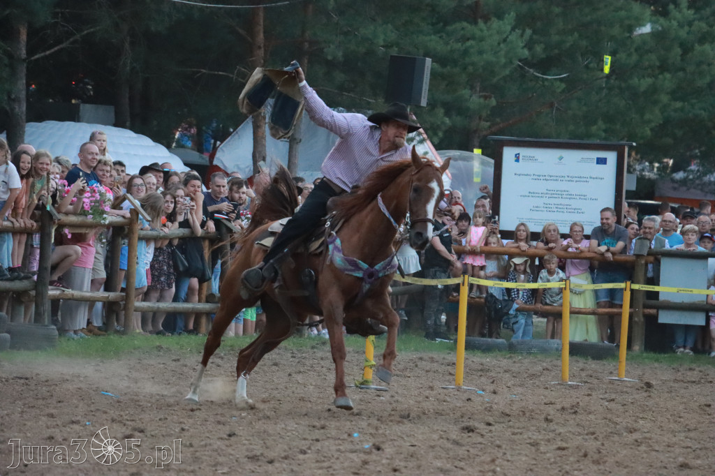 Fotorelacja XXI: Kaskaderski pokaz jeździecki - Festiwal z Kopyta w Gniazdowie