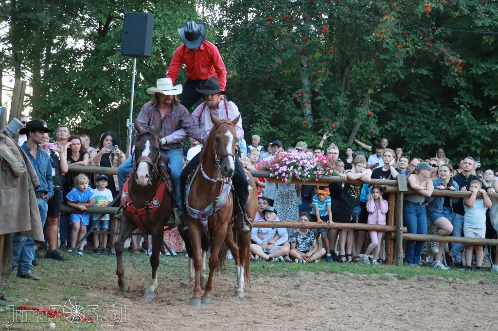 Fotorelacja XXI: Kaskaderski pokaz jeździecki - Festiwal z Kopyta w Gniazdowie