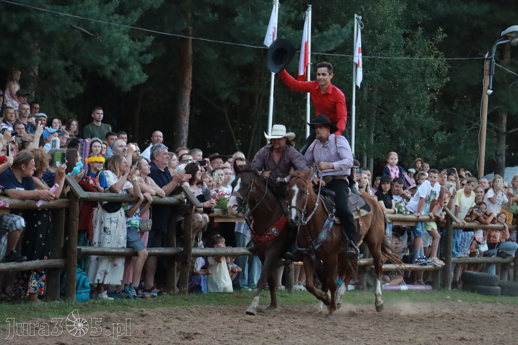 Fotorelacja XXI: Kaskaderski pokaz jeździecki - Festiwal z Kopyta w Gniazdowie