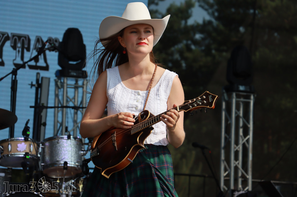 Fotorelacja XXII: Koncerty zespołów country - Festiwal z Kopyta w Gniazdowie