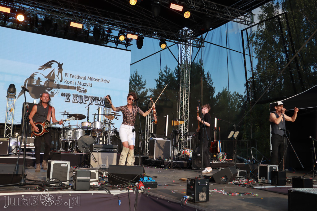Fotorelacja XXII: Koncerty zespołów country - Festiwal z Kopyta w Gniazdowie