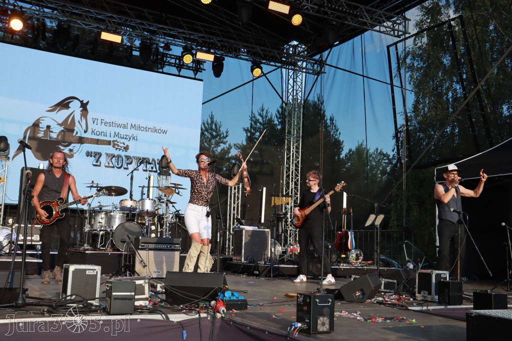 Fotorelacja XXII: Koncerty zespołów country - Festiwal z Kopyta w Gniazdowie