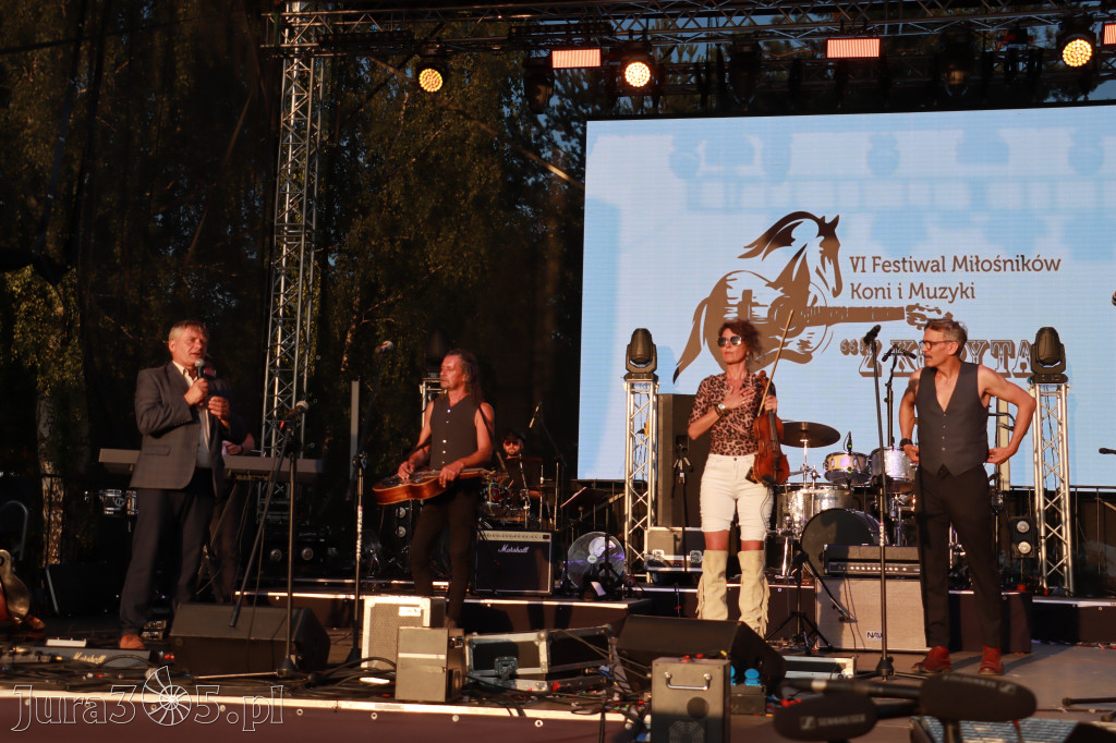 Fotorelacja XXII: Koncerty zespołów country - Festiwal z Kopyta w Gniazdowie