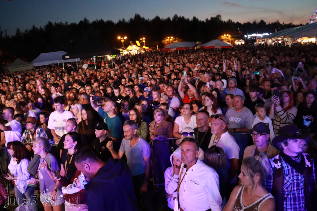 Fotorelacja XXIV: Enej w Gniazdowie! Festiwal z Kopyta 2025 w Gminie Koziegłowy!